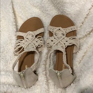 NWOB Maurices Sandals